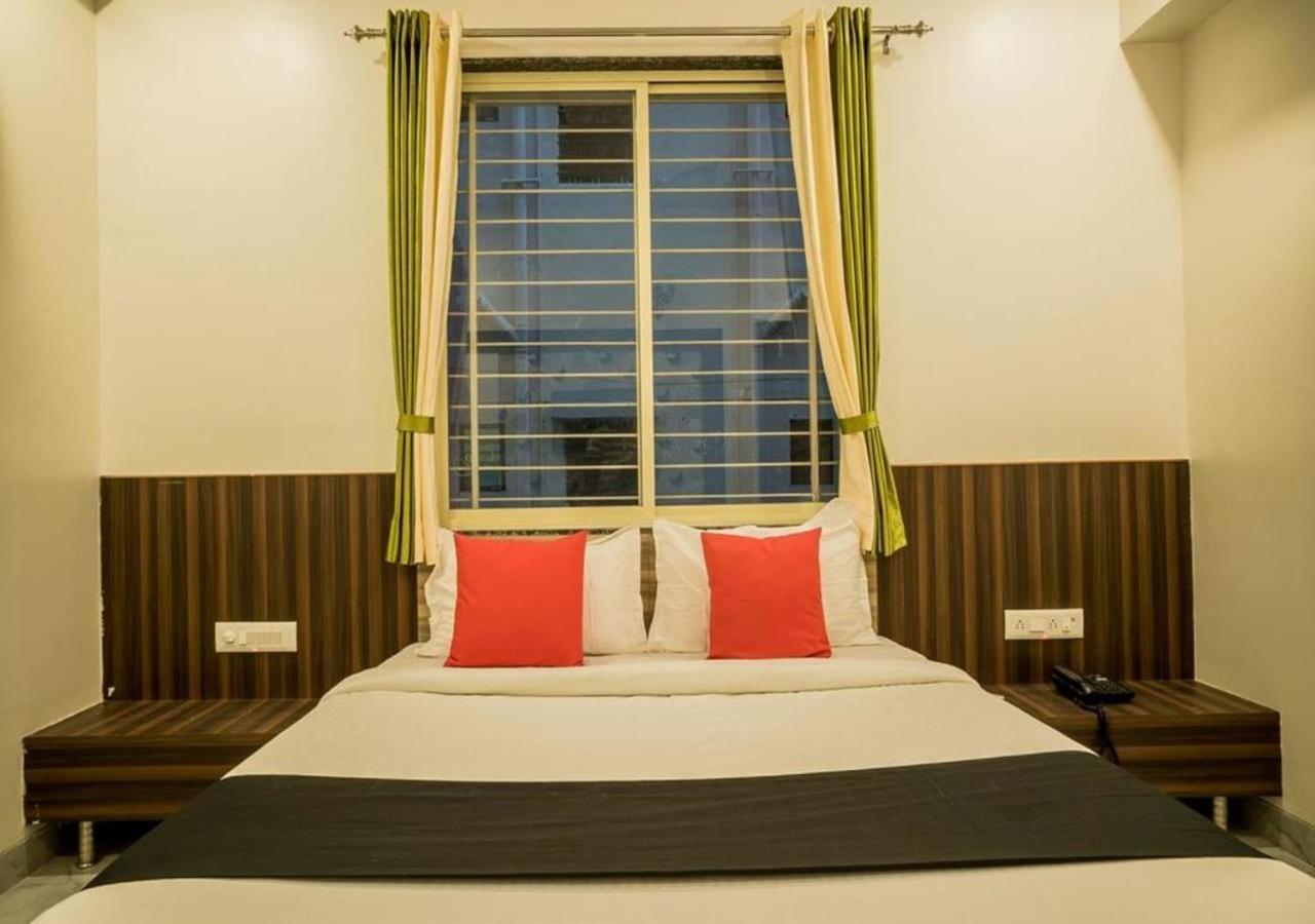 Hotel Sai SK Palace Shirdi Esterno foto