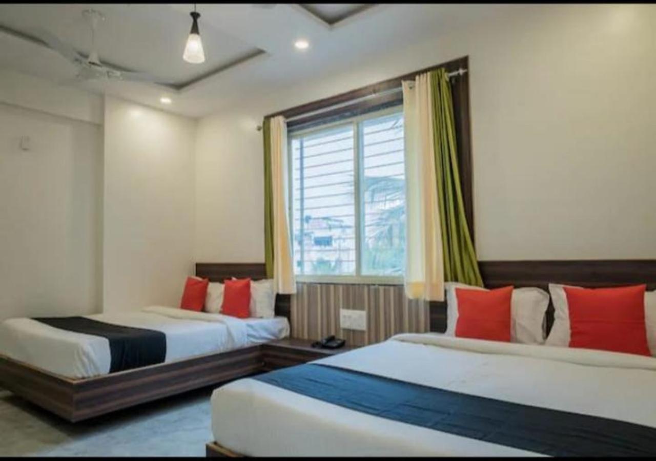 Hotel Sai SK Palace Shirdi Esterno foto