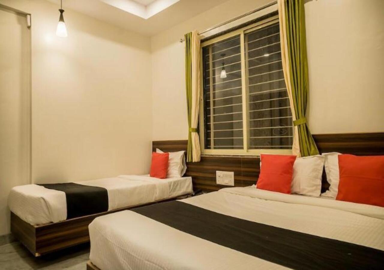 Hotel Sai SK Palace Shirdi Esterno foto
