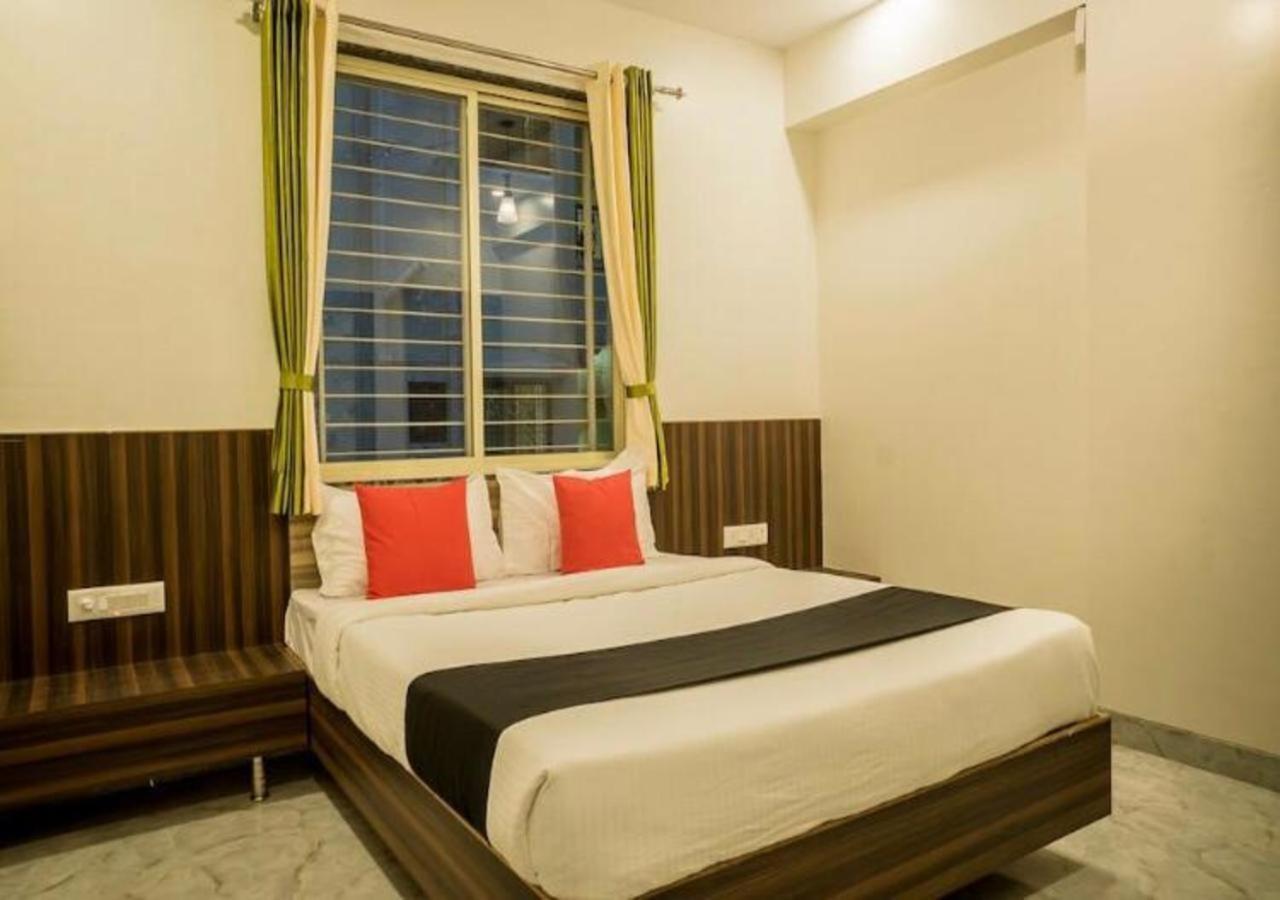 Hotel Sai SK Palace Shirdi Esterno foto