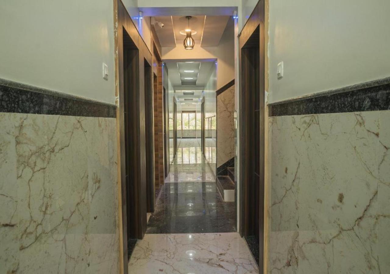 Hotel Sai SK Palace Shirdi Esterno foto